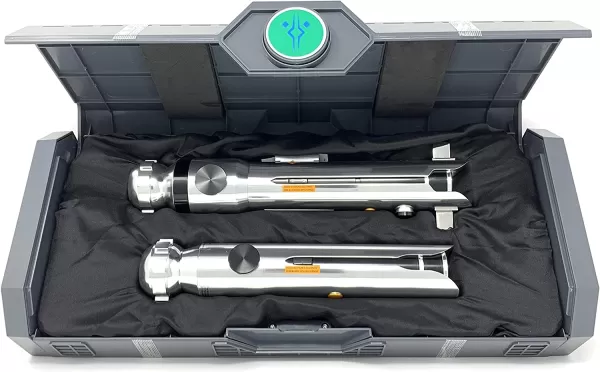 ของเล่น Lightsaber ด้านบนสำหรับปี 2025: Duels และ Cosplay